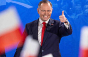 Новоизбраният полски президент Навроцки е против присъединяването на Украйна към ЕС