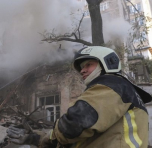Поне един загинал и трима ранени при последната руска атака срещу Киев