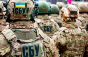 Паника в Киев: Масирана проверка на гражданите в правителствения квартал