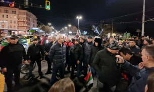 &quot;Възраждане&quot; и БСП блокираха Орлов мост