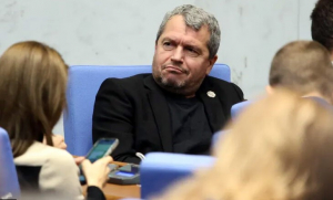 Тошко Йорданов: Няма да подам оставка. Да не съм луд...