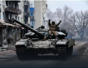 Kelsey Vlamis, Erin Snodgrass : Лоши новини за Киев: Проблеми отвъд бойното поле влошават визията на Украйна