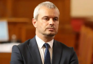 Структурата на &quot;Възраждане&quot; в Плевен се разцепи като тиква