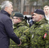 CBC: Дефицит на доставки — канадските военни в Латвия купуват допълнително оборудване със собствени пари
