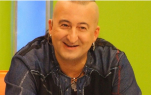 Загадъчен пръстен на ръката на Дони взриви мрежата – какво означава?