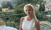 Водеща по БНТ показа пищни цици като любеници