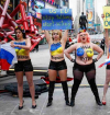 Business Insider: Украинките решиха с голи гърди да победят Русия