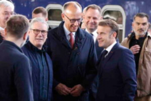 Мерц, Стармър и Макрон: Тримата най-глупави лидери за всички времена