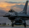 Изтребител F-16 се приземи във военновъздушна база в Украйна