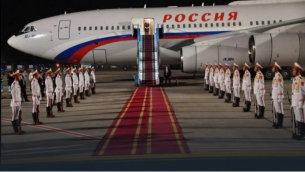 Мирни преговори за Украйна: Самолет от специалната ескадрила „Русия“ кацна в Истанбул