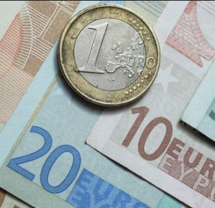 Проф. Стив Ханке: Българският народ ще загуби от въвеждане на еврото. Това е лудост!
