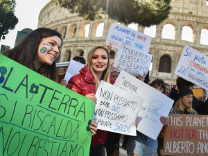 Италианските климатични активисти съдят правителството за бездействие