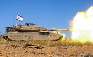 Израелски танкове и пехота щурмуват позиции на &quot;Хамас&quot; в Газа