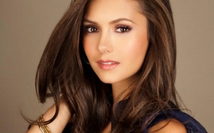 Нина Добрев съблече задръжките: татуировка на гърдата взриви мрежата!