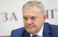 Румен Петков: Вместо с първия бюджет в евро, се занимаваме с това кой на какви вечеринки е ходил