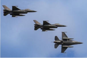 Американски изтребители от 5-то поколение F-22 Raptor ще пазят Израел от Иран