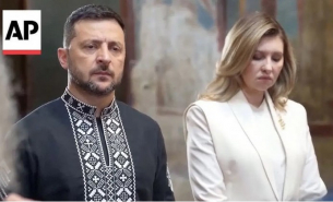 Politico: Подкрепата за Зеленски е 25%, съпругата му желае той да напусне политиката