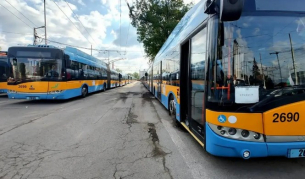 Протестът продължава, София трети ден без наземен транспорт