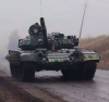 Танковете на ДНР потискат огневи точки на противника