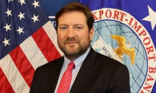 Номиниран от Тръмп за вицепрезидент на Експортно-импортната банка на САЩ се отказа заради руска съпруга