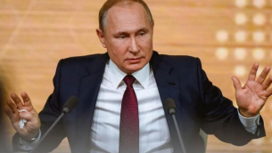 С Путин &quot;всичко е решено&quot;, назоваха &quot;сивия кардинал&quot;, който го убеждава да спре войната