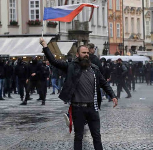 Lidovky: „Привържениците на Путин“ в Чехия са заплашени със затвор, ако подкрепят Русия