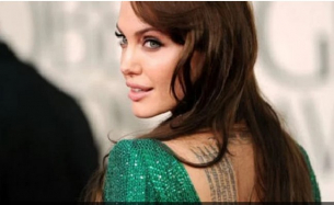 Разкриха я: Ето тайната на Анджелина Джоли за плосък корем