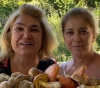 Марта Вачкова и Катето Евро лъснаха голи