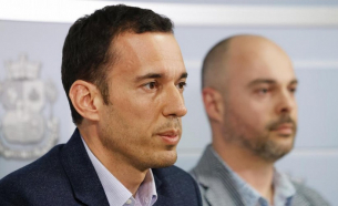 След разцеплението в София: пак ли ще има самоизяждане? Веселин Стойнев