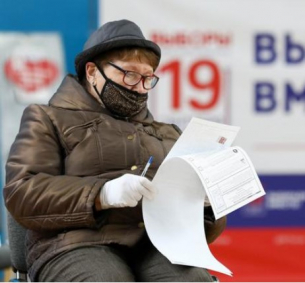 В Русия: &quot;Най-нечестните избори на десетилетието&quot;