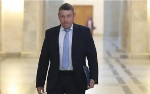 Шефът на ДАНС докладва за последиците от санкциите над активите на &quot;Лукойл&quot;