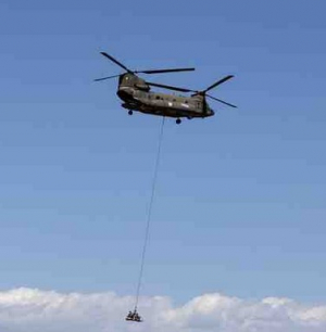 Merkur: Бундесверът ще трябва да чака години за нови хеликоптери, на старите мястото им е в музея