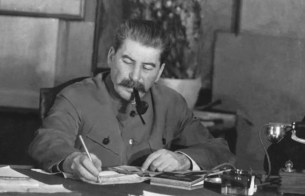Експерти по почерк потвърдиха: &quot;За кучето - кучешка смърт!&quot; са реални думи на Сталин от писмо до Берия