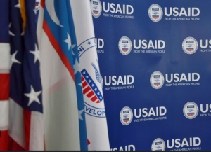 Киев е в паника: САЩ спират повечето програми по USAID за Украйна, привикаха американския посланик