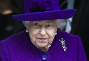 Кралица Елизабет II била ужасно разстроена и едва вдигала чайник през последните си месеци