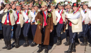 В очакване на коледарите в Ямболско