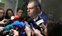 Пеевски: Няма да позволя на някой, който се е изтропосал на жълтите павета, да дели хората