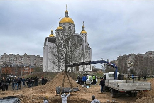 Къща по къща Русия продава жилища в окупираните части на Украйна на руснаци