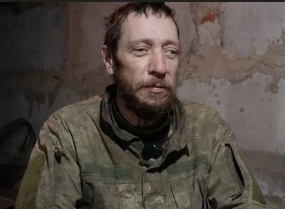 Украинските войници, обкръжени в Покровск, започнаха да се предават